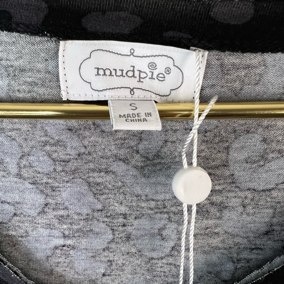 Mud Pie Black Leopard Teddy Long Sleeve Tee, Small - Picture 5 of 8